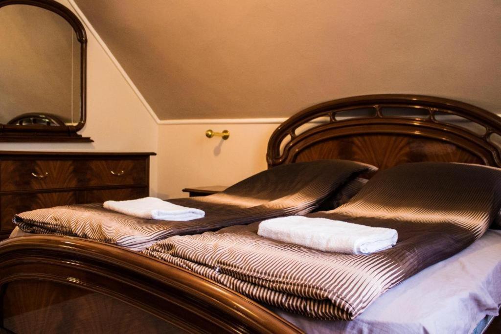 Brassói Vendégház Miskolc Extérieur photo