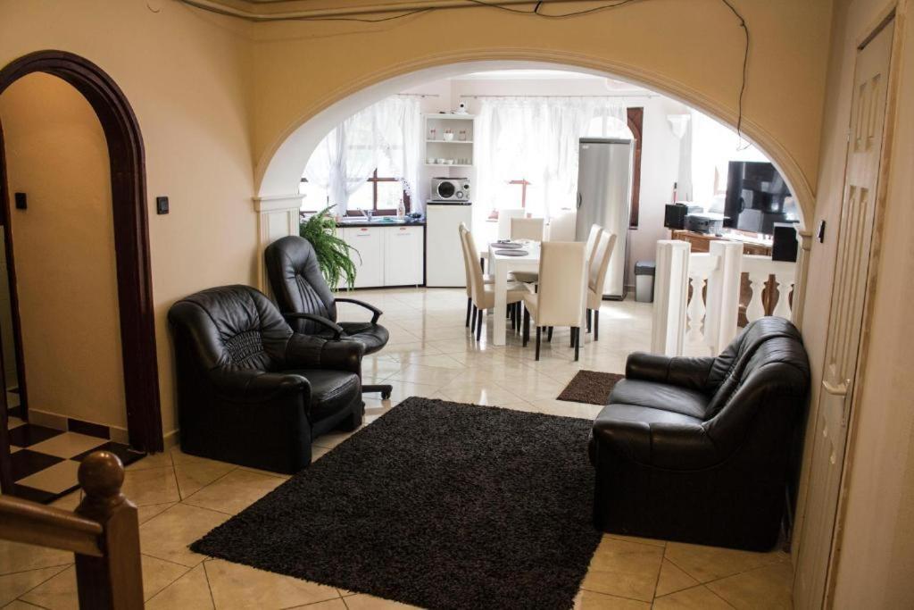 Brassói Vendégház Miskolc Extérieur photo