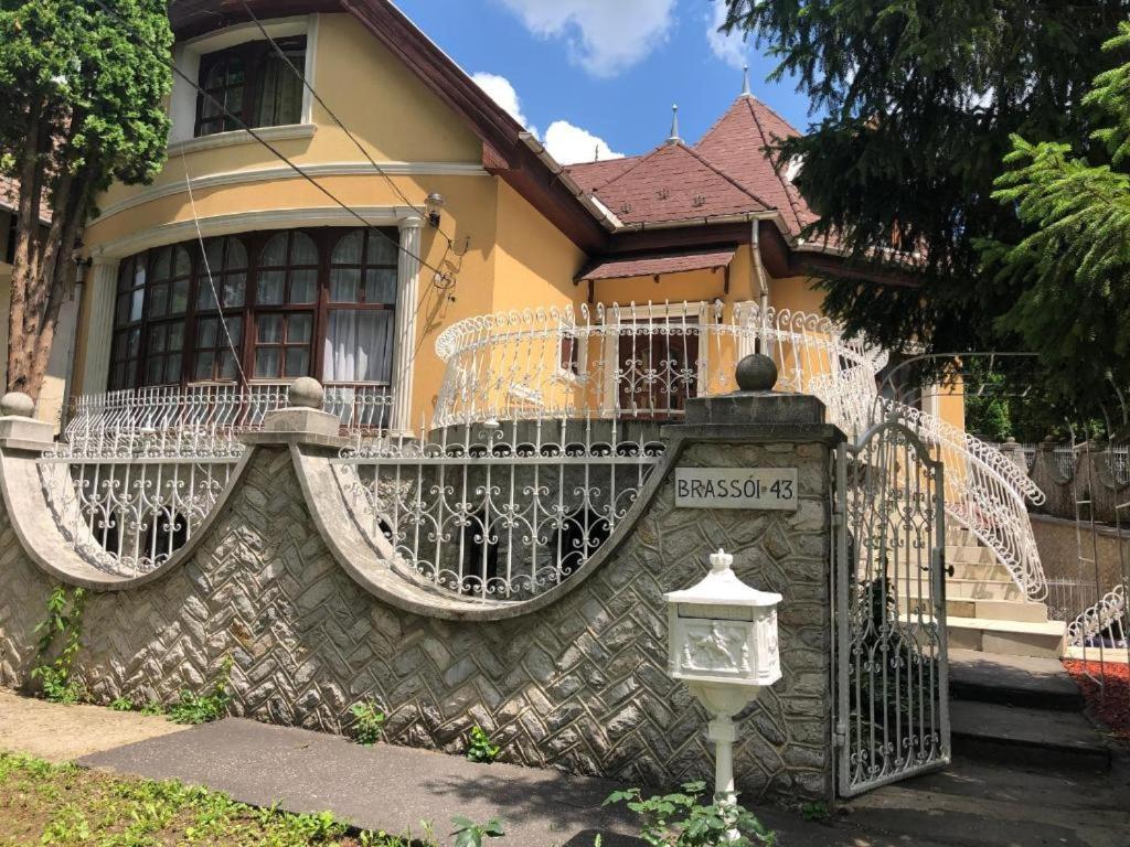 Brassói Vendégház Miskolc Extérieur photo